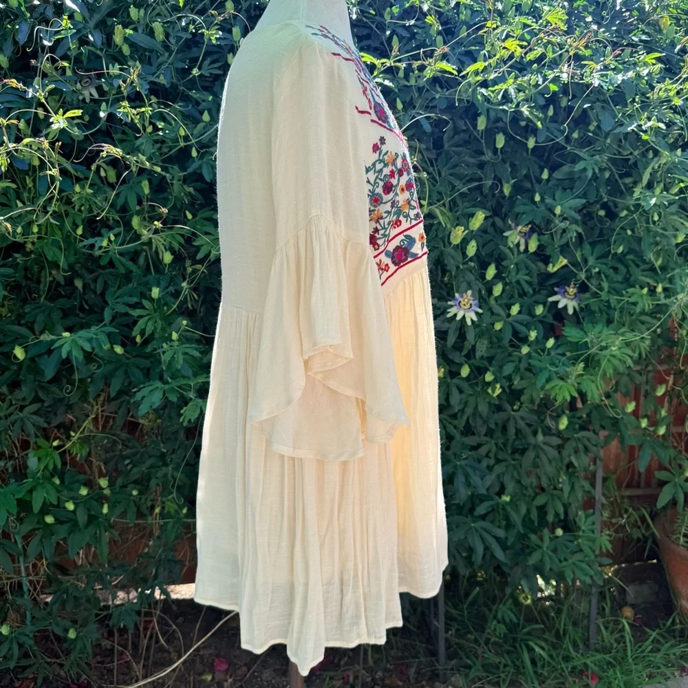 Umgee Cream Embroidered Boho Tunic - Picture 8 of 11